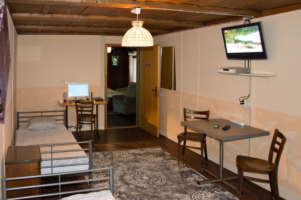 Hotel Schonbrunnen Munchenbuchsee Ngoại thất bức ảnh